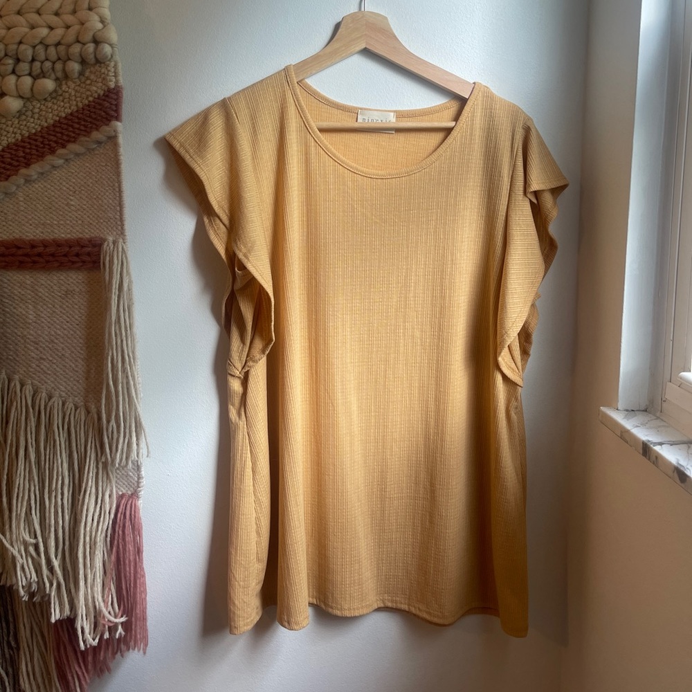 Ninexis Felicia Ruffle Top